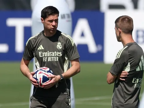 Huấn luyện viên Alonso cảnh báo dàn sao Real Madrid trước trận mở màn FIFA Club World Cup 2025