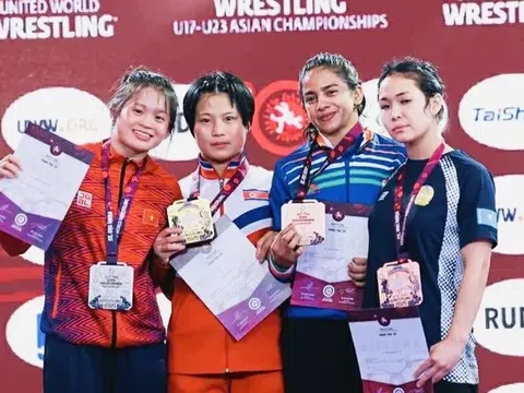 Giải vô địch Vật U17 & U23 châu Á 2025: Đô vật Nguyễn Thị Mỹ Linh giành huy chương bạc