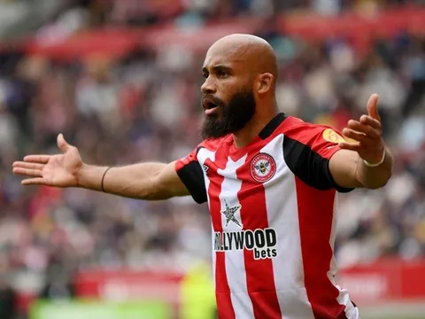 Brentford gửi tối hậu thư cho Man United, Aston Villa từ chối mua đứt Rashford
