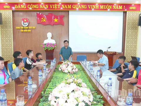 Tỉnh Ninh Bình gặp mặt vận động viên tham dự Giải vô địch Bóng bàn trẻ, thiếu niên, nhi đồng toàn quốc năm 2025