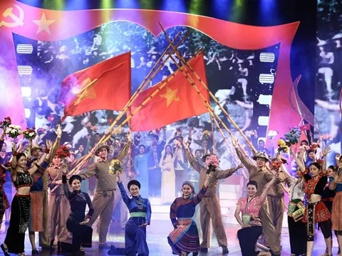 Chương trình nghệ thuật đặc biệt kỷ niệm 80 năm Ngày Truyền thống ngành Văn hóa