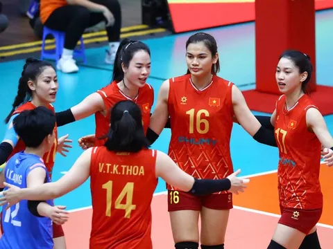 Tuyển Việt Nam thẳng tiến vào bán kết Giải Bóng chuyền nữ quốc tế VTV Cup 2025