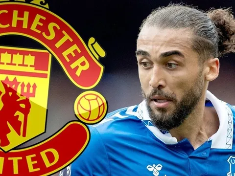 Man United nhắm đến Calvert-Lewin sau khi mua hụt Gyokeres