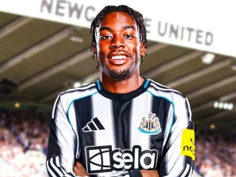Newcastle kích nổ bom tấn Anthony Elanga với mức phí chuyển nhượng kỷ lục