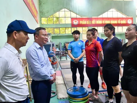 Phó Cục trưởng Cục Thể dục thể thao Việt Nam thăm và làm việc tại Trung tâm Đào tạo vận động viên cấp cao Quốc gia