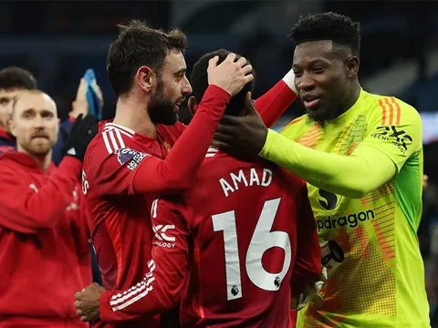 Man United chấp nhận bán lỗ Andre Onana, Rashford đàm phán với Barcelona
