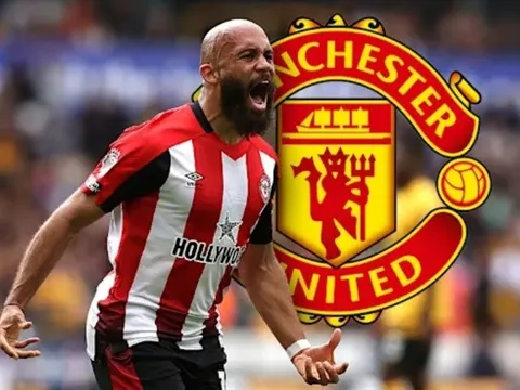 Man United muốn mua Estupinan, chốt giá cho Mbeumo