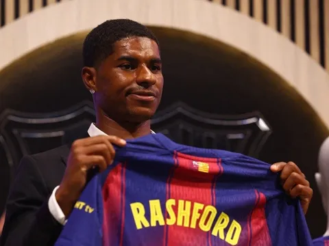 Marcus Rashford phấn khích trong ngày ra mắt Barcelona