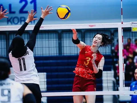 SEA V.League 2025: Bóng chuyền nữ Việt Nam thắng áp đảo trận ra quân
