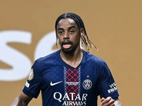 Liverpool muốn chiêu mộ Bradley Barcola từ PSG