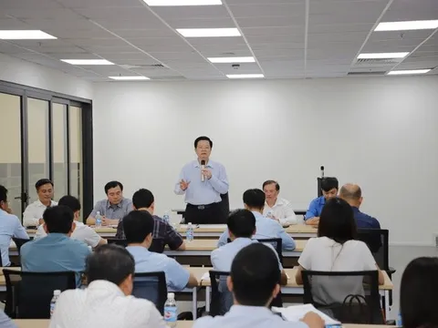 Thi công liên tục cả ngày lẫn đêm, vướng mắc ở đâu, tháo gỡ ở đó