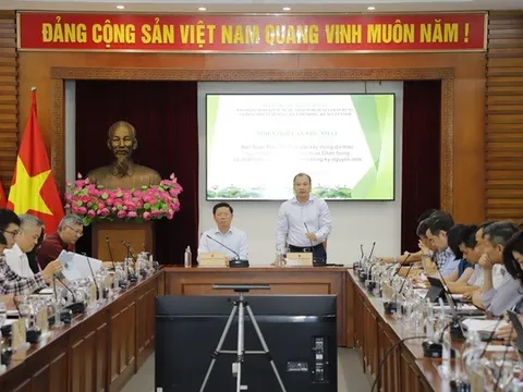 Xây dựng Nghị quyết của Bộ Chính trị về chấn hưng, phát triển văn hóa