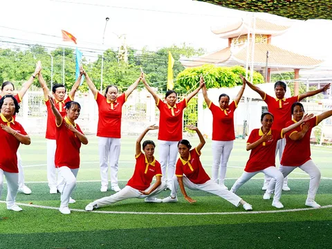 Thể dục dưỡng sinh - sân chơi bổ ích của người cao tuổi An Giang