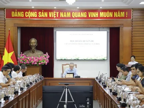 Chuyển đổi số phải dựa trên nguyên tắc giữ vững bản sắc và giá trị cốt lõi, làm gia tăng sức hấp dẫn và sức cạnh tranh của văn hóa Việt Nam
