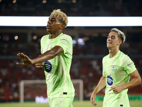 Barcelona thắng dễ ngày khai màn La Liga
