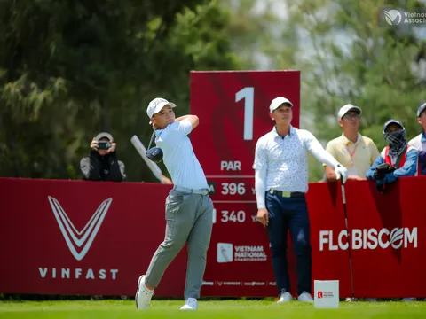 Giải vô địch Golf Quốc gia 2025: Gia Minh, Chúc An và Bảo Nghi dẫn đầu trong ngày mở màn