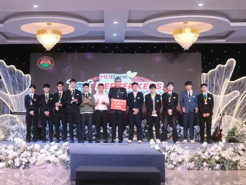 Ra mắt Hội Bóng rổ không chuyên Cao Bằng