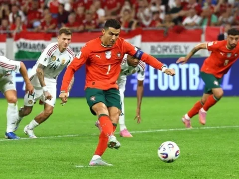 Ronaldo thiết lập thêm cột mốc lịch sử trong màu áo Bồ Đào Nha