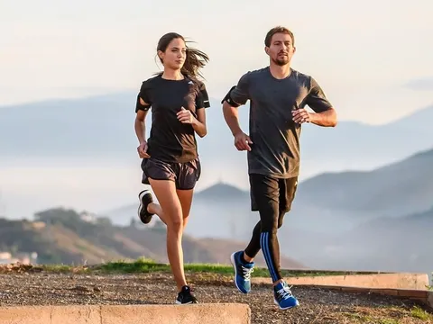 Bạn An Chi - ở Hưng Yên hỏi: Xin cho biết, chạy bộ ngắt quãng có phải là giải pháp giúp đốt mỡ hiệu quả?
