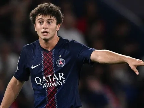 Manchester City hỏi mua "ngôi sao" trẻ của PSG với mức giá kỷ lục