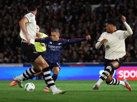Arsenal, Man City và Tottenham giành vé đi tiếp tại Cúp Liên đoàn Anh