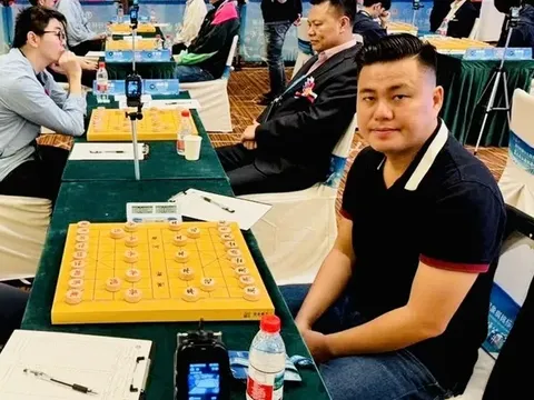 Giải vô địch cờ Tướng thế giới 2025: Lại Lý Huynh soán ngôi đỉnh bảng
