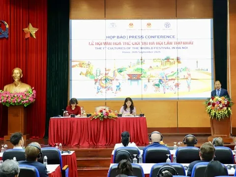 Nhiều hoạt động đặc sắc và ý nghĩa trong "Lễ hội Văn hóa Thế giới tại Hà Nội" lần thứ nhất