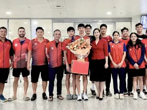 Đội tuyển bơi Việt Nam về nước sau Giải vô địch châu Á 2025