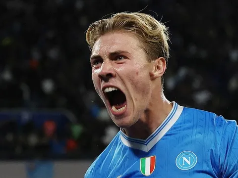 Rasmus Hojlund rực sáng, Napoli sẵn sàng mua đứt tiền đạo người Đan Mạch
