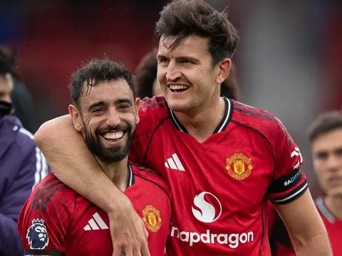 Harry Maguire và Joshua Zirkzee của Man United được nhiều câu lạc bộ săn đón