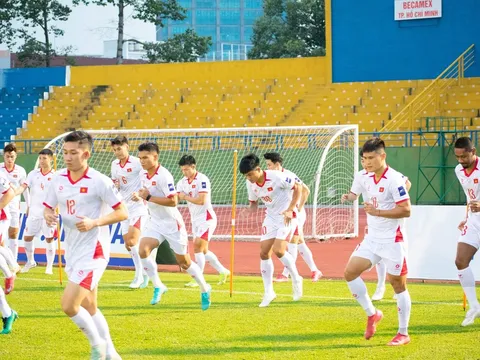 Đội tuyển Việt Nam thoải mái tinh thần trước trận gặp Nepal