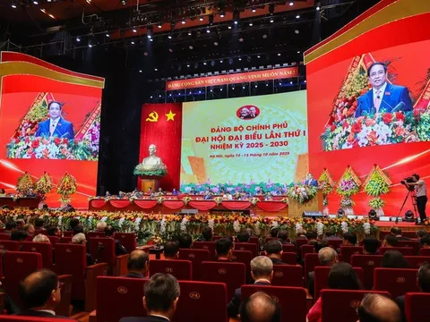 Thủ tướng Phạm Minh Chính: Đảng bộ Chính phủ quyết tâm phấn đấu là một trong những Đảng bộ tiên phong, gương mẫu đi đầu trong triển khai Nghị quyết Đại hội XIV của Đảng