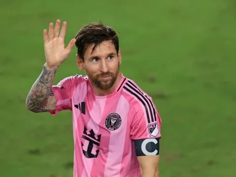 Lionel Messi kiếm tiền khủng trong hợp đồng mới với Inter Miami