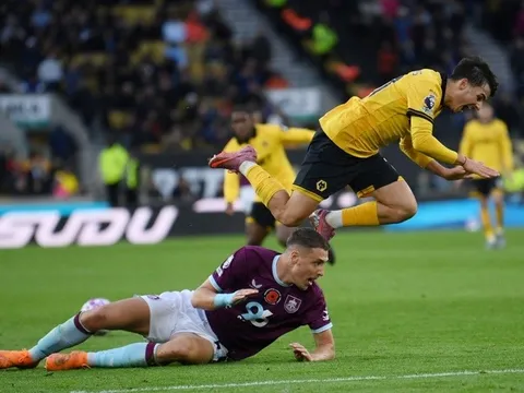 Bournemouth gây sốc, lộ ứng viên rớt hạng Premier League