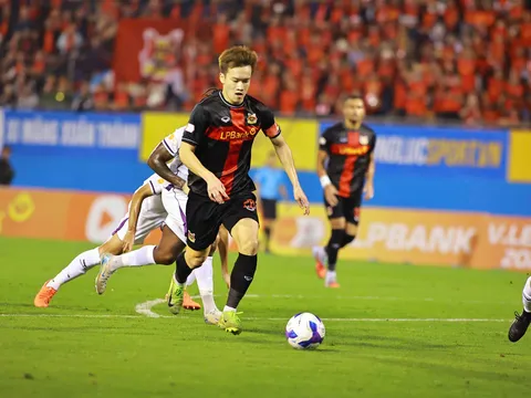 Vòng 9 V.League 2025-2026: Đầu bảng "rung lắc"