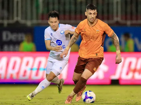 Trước vòng 10 LPBank V.League 2025-2026: Cuộc đua nghẹt thở ở cả 2 đầu bảng