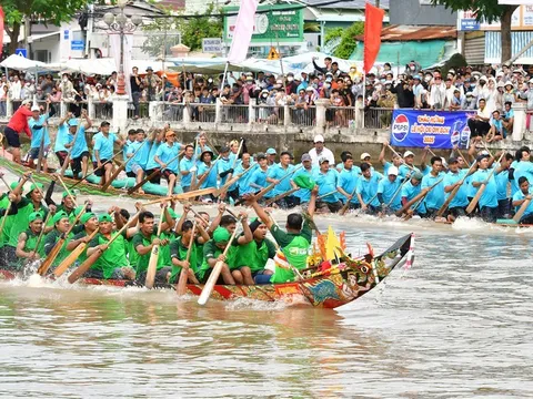 Hơn 1.000 vận động viên tranh tài Giải đua Ghe ngo tỉnh Vĩnh Long tranh Cúp 620 Châu Thới năm 2025