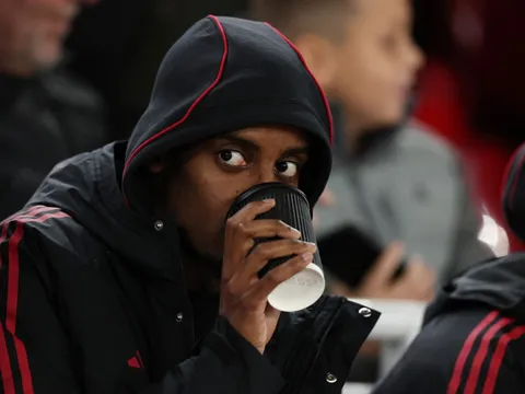 Alexander Isak lỡ đại chiến Real Madrid, Rodrygo đòi ra đi