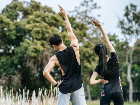 Bạn Việt Tiến ở Ninh Bình hỏi: Xin cho biết, có nên khởi động trước khi tập thể thao hay không?