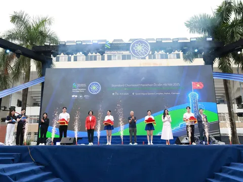 Khai mạc Giải Chạy Standard Chartered Marathon Di Sản Hà Nội 2025: Sẵn sàng cùng vận động viên “bứt phá, vươn xa”
