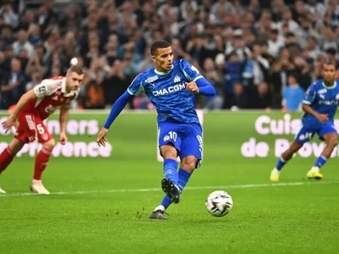 Marseille dẫn đầu Ligue 1, Monaco thảm bại trên sân nhà