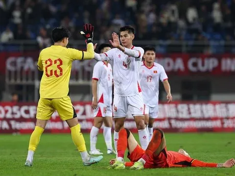 Huấn luyện viên Đinh Hồng Vinh: “U23 Việt Nam thắng xứng đáng, thể hiện tinh thần và bản lĩnh đáng khen ngợi”