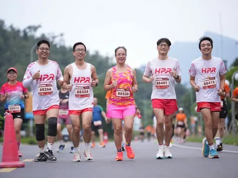 Hơn 3.000 vận động viên tham gia Giải chạy “Yên Tử Heritage Marathon 2025 - Chạm vùng di sản”