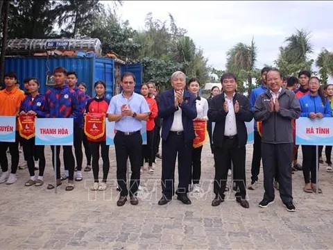 Khởi tranh Giải Đua thuyền Rowing biển vô địch các tay chèo xuất sắc quốc gia 2025