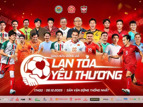 Những tấm vé được phát miễn phí cho người hâm mộ xem trận giao hữu bóng đá “Lan tỏa yêu thương 2025”