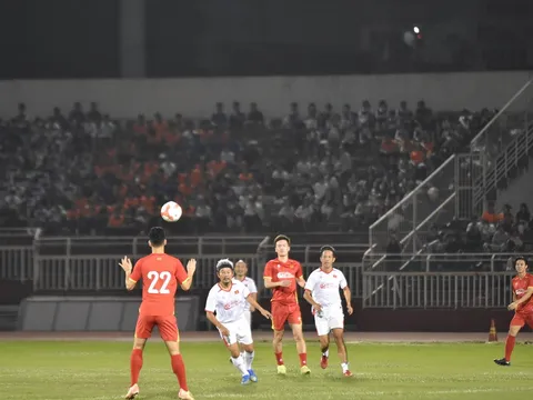 Giao hữu bóng đá “Lan tỏa yêu thương”: Hoạt động thiện nguyện nhiều cung bậc cảm xúc