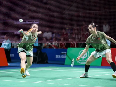 Đội tuyển cầu lông nữ Việt Nam dừng bước ở tứ kết SEA Games 33