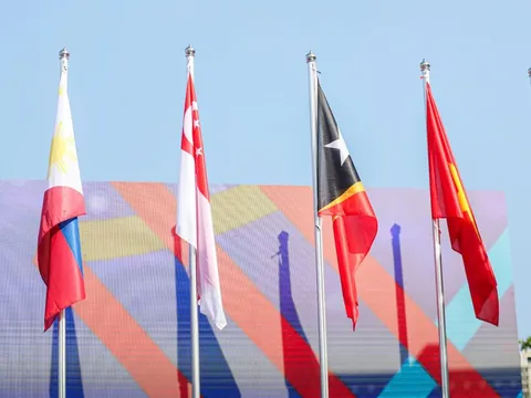 Nhật ký SEA Games 33: Xúc động và tự hào Quốc kỳ Việt Nam tung bay trên bầu trời Thái Lan