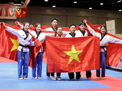 Taekwondo giành tấm huy chương vàng thứ hai cho Đoàn Thể thao Việt Nam