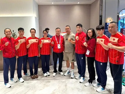 SEA Games 33: Trưởng đoàn Nguyễn Hồng Minh thăm và động viên đội tuyển MMA Việt Nam